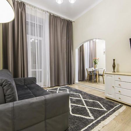 Kiev Lodging Apartamento Exterior foto